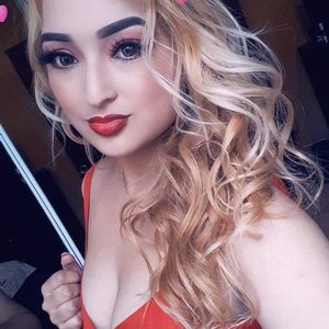 Meet your Posher, Daniela